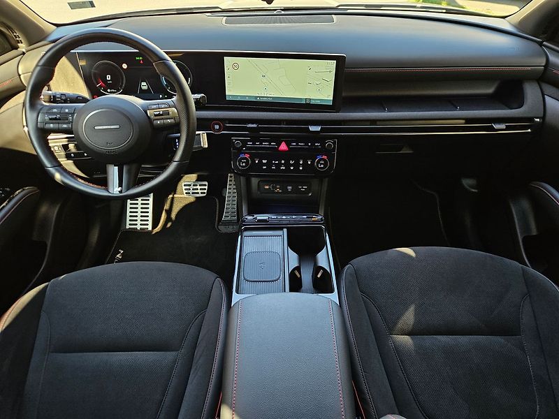 Hyundai Tucson 1.6T-GDi PHEV N-Line, serv.kn. - fotka 13 z 34