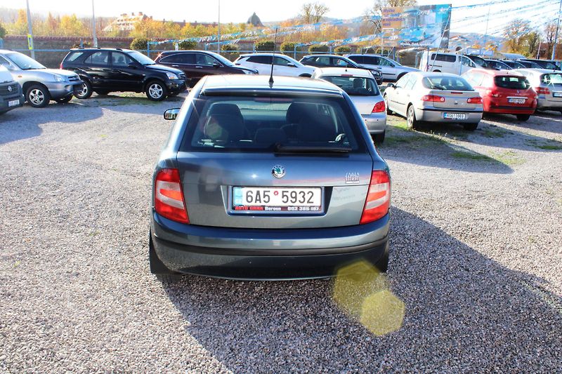 Škoda Fabia (2006) 1.2i KLIMATIZACE KOUPENO ČR - fotka 6 z 16