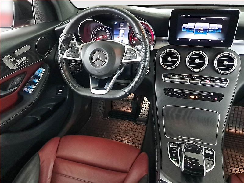 Mercedes-Benz GLC (2018) 250 d - fotka 7 z 27