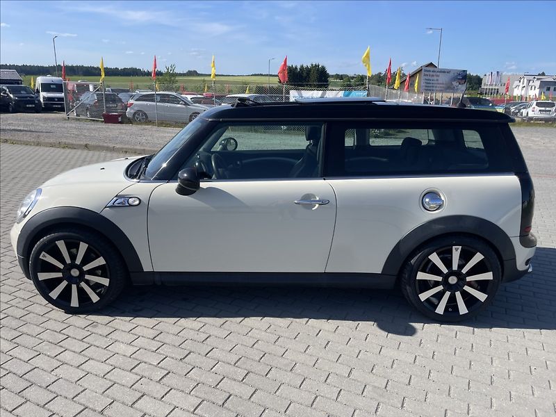Mini Cooper S 1,6 i 16V 135kw S Panorama - fotka 28 z 35