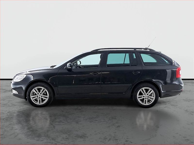 Škoda Octavia (2013) 2.0 TDI, Serv.kniha, Tempomat - fotka 3 z 18