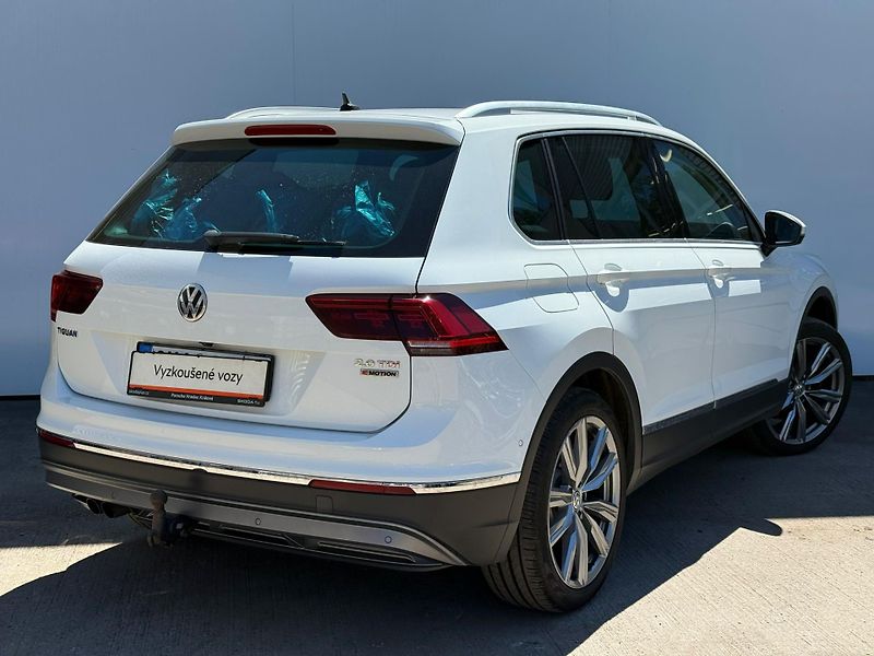 Volkswagen Tiguan Highline 2.0 TDI 140kw DSG 4x4 - fotka 2 z 26