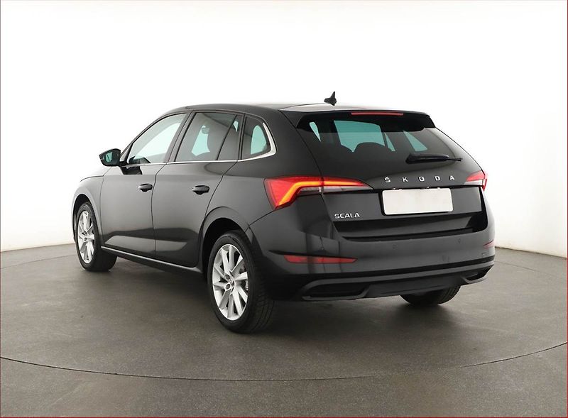 Škoda Scala (2019) 1.0 TSI, Tempomat - fotka 4 z 20