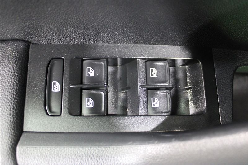 Škoda Octavia 2,0 TSI RS 1.majitel - fotka 14 z 30