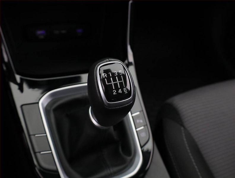 Hyundai i30 (2024) 1.0 T-GDI, ČR,1.maj - fotka 11 z 21