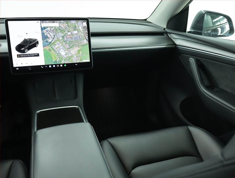 Tesla Model Y (2021) Long Range AWD 75kWh, SoH 92% - fotka 8 z 21