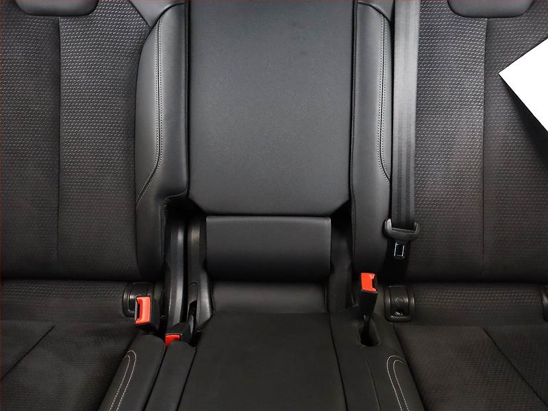 Audi Q5 (2023) 40 TDI - fotka 8 z 23