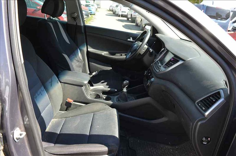 Hyundai Tucson (2016) 2,0 CRDI 4WD - fotka 16 z 18
