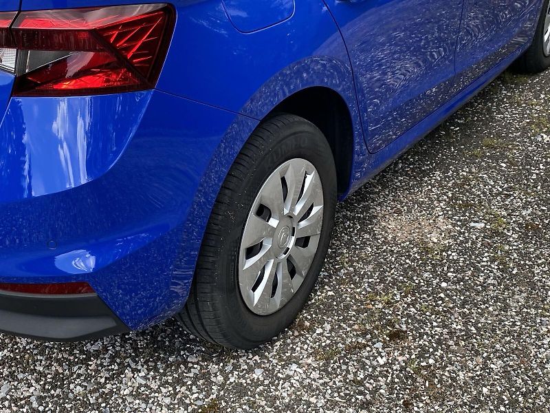 Škoda Fabia (2021) 1,0 MPi Ambition+ - fotka 27 z 31