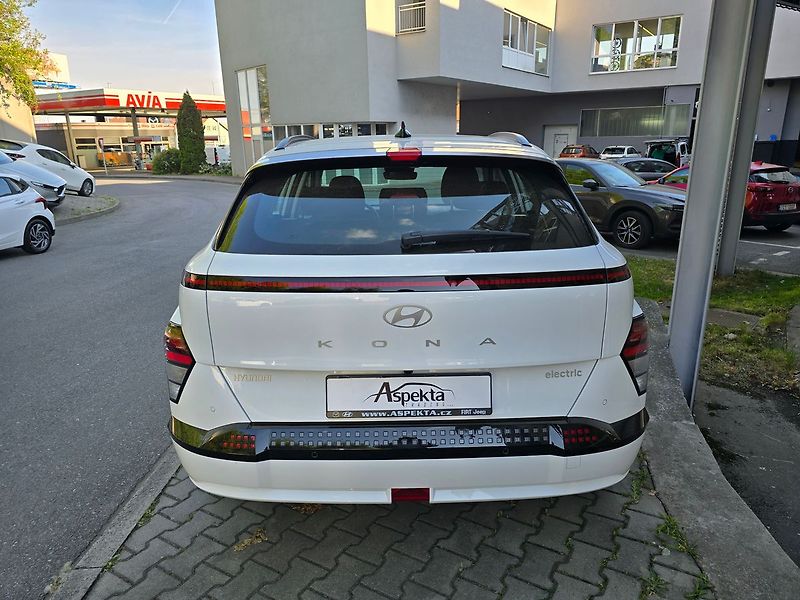 Hyundai Kona (2026) 64.8kwh Smart Range Clima - fotka 4 z 25
