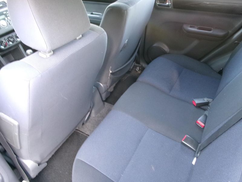 Suzuki Swift (2007) 1,3i KLIMA VÝHŘEV - fotka 11 z 22