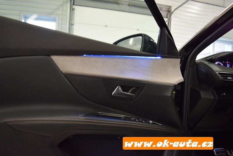Peugeot 5008 1.5 BHDI GT LINE 7 MÍST 2021 - fotka 28 z 71
