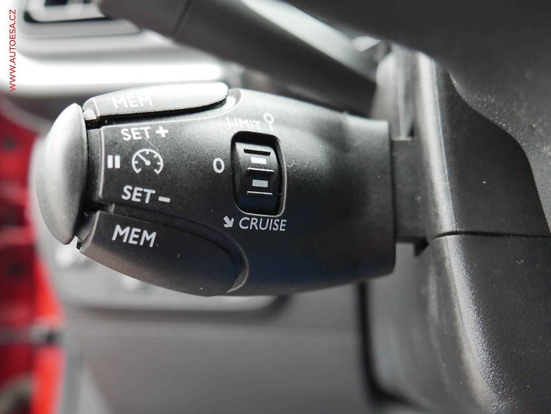 Citroën C3 (2020) 1.2 PT, 1.maj,ČR, Feel - fotka 14 z 16