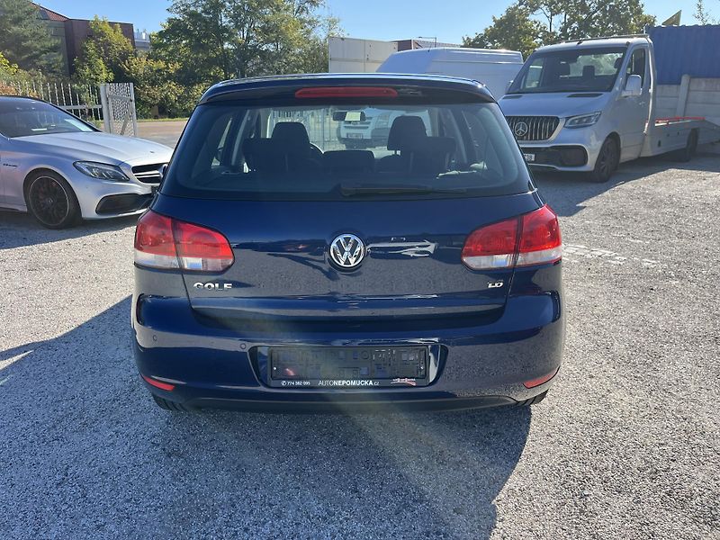 Volkswagen Golf (2009) 1.6 16v 75kw 1.Majitel Klima - fotka 6 z 10