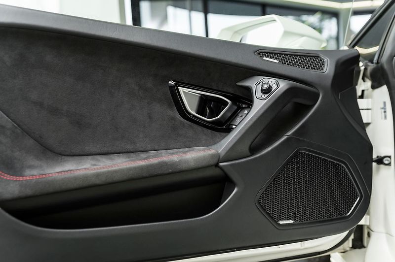 Lamborghini Huracán LP 610-4 Spyder Lift/Kamera/Se - fotka 19 z 27