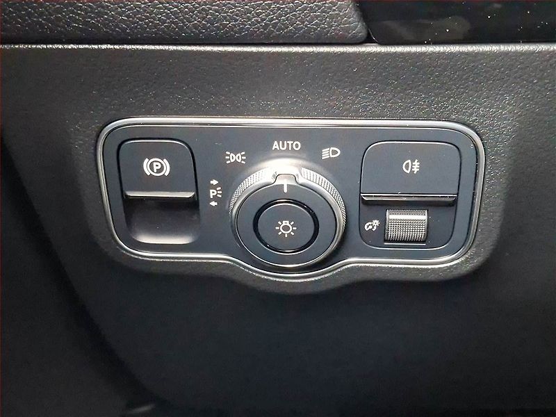 Mercedes-Benz Třídy B (2022) B 180 d - fotka 20 z 23