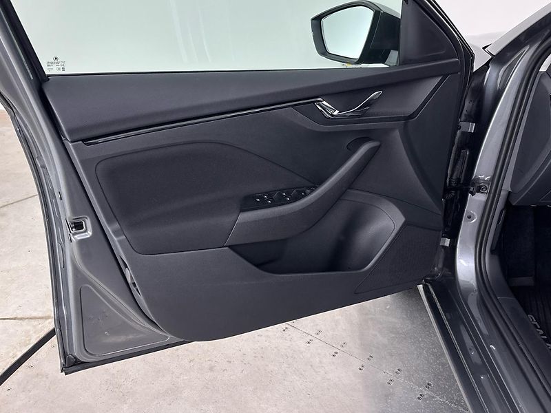 Škoda Scala Selection - fotka 13 z 27