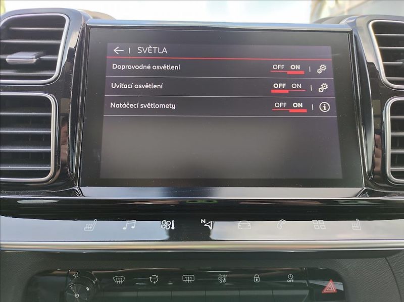 Citroën C5 Aircross 1,5   1,5BHDi Shine EAT8 - fotka 11 z 18
