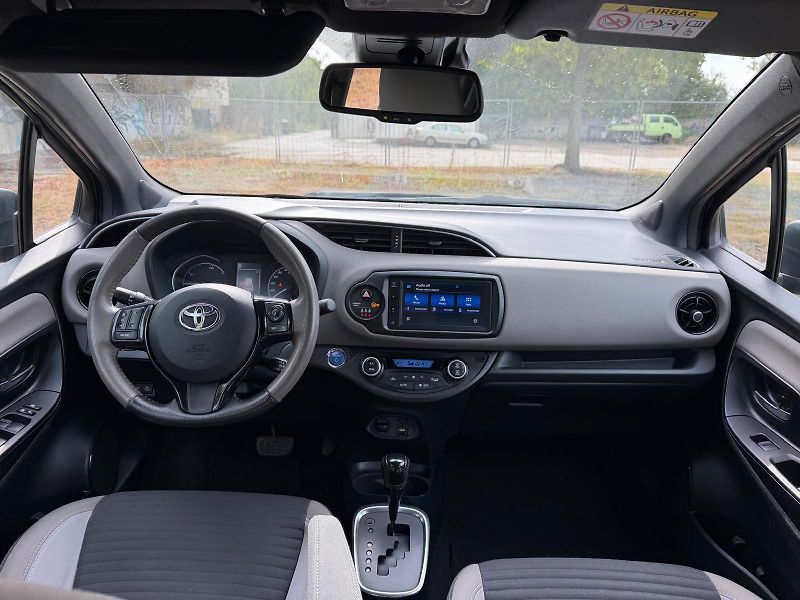 Toyota Yaris (2019) 1.5 Hybrid Select - fotka 5 z 9