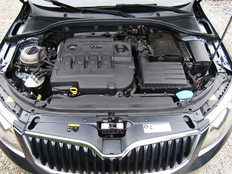 Škoda Octavia (2016) 1.6 TDI 81kW   VÝHŘEVY - fotka 41 z 41