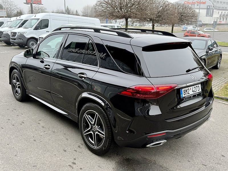 Mercedes-Benz GLE (2024) 450 d 4MATIC - fotka 52 z 53