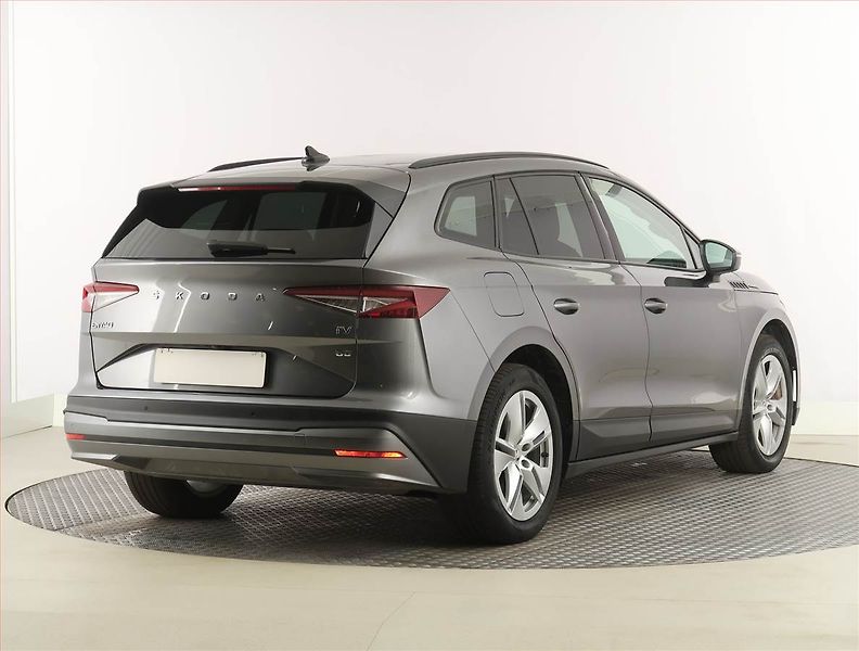 Škoda Enyaq (2023) 60 (62 kWh), SoH 93% - fotka 5 z 25