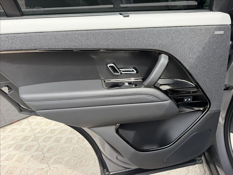Land Rover Range Rover Sport 3,0 D350 Autobiography ČR DPH - fotka 39 z 53