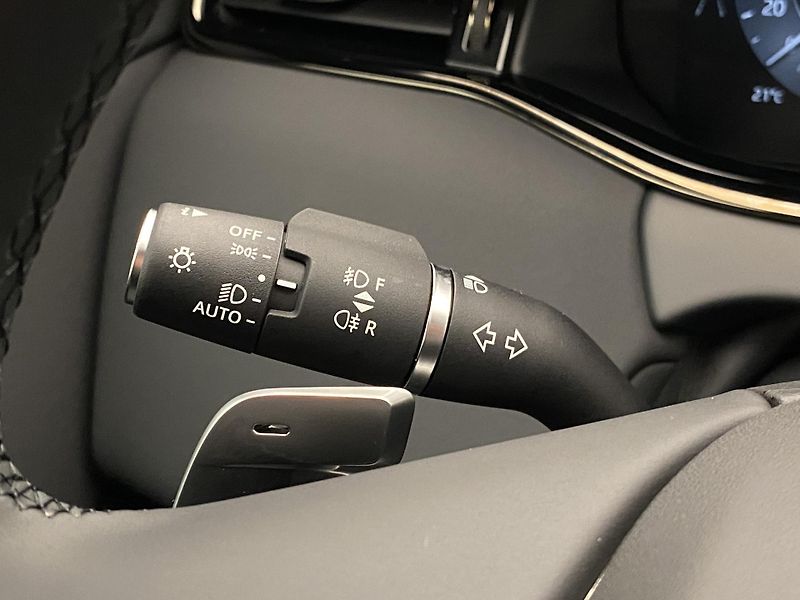 Land Rover Range Rover Evoque (2026) D165 DYNAMIC SE  AWD AUT - fotka 52 z 63