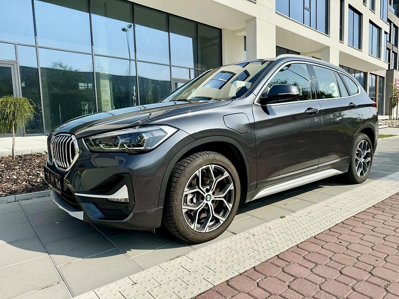 BMW X1 (2020) xDrive 25e AUT Plug in Hybrid - fotka 22 z 25