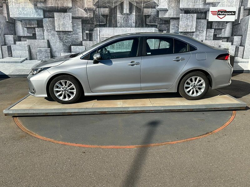 Toyota Corolla (2023) 1.5VVTi,92KW,VYHŘ.SEDADLA,TEMP - fotka 4 z 23