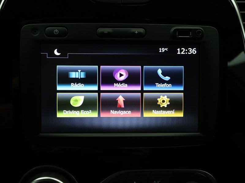 Renault Captur 1,3 TCe 96kW Intens LED Navi - fotka 22 z 34