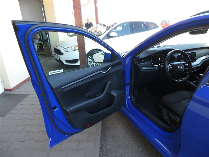 Škoda Octavia 2,0 TDi 85kW DPH, koupeno v ČR - fotka 15 z 32