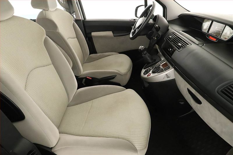 Peugeot 807 (2013) 2.0 HDI, Navi, Tempomat - fotka 7 z 18