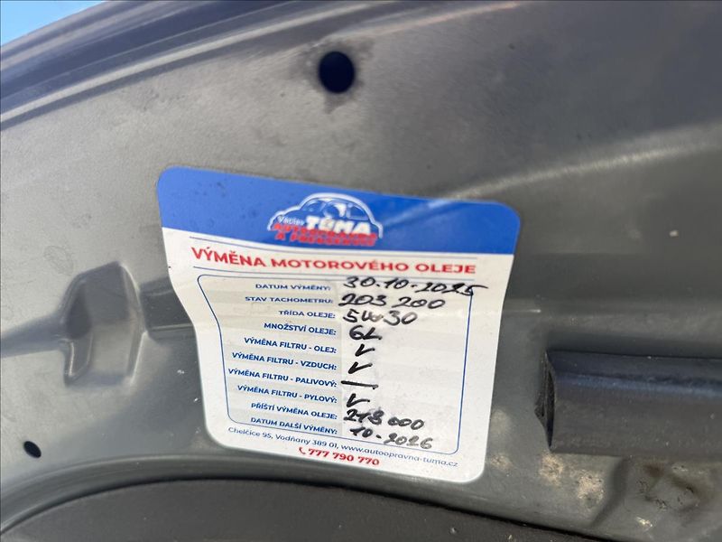 Hyundai Santa Fe 2,2 CRDi - fotka 25 z 25