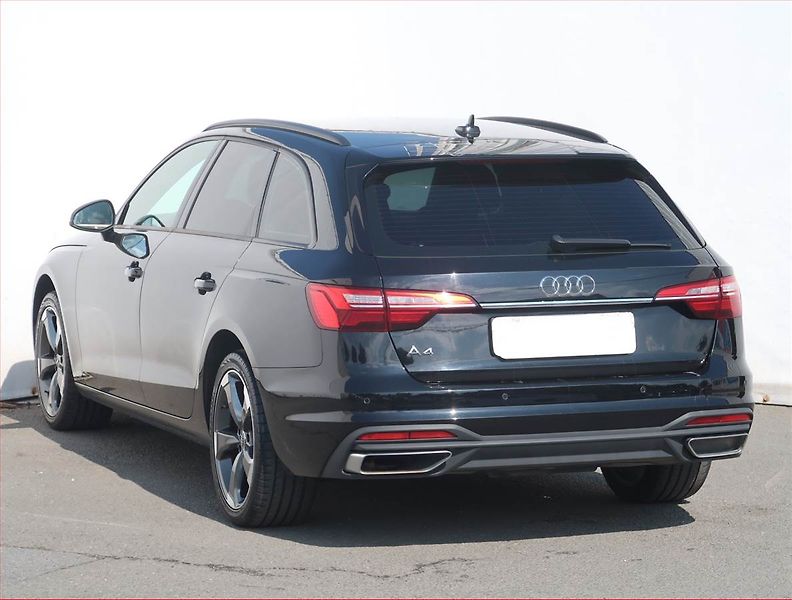 Audi A4 (2019) 30 TDI, Automat, Navi - fotka 4 z 27
