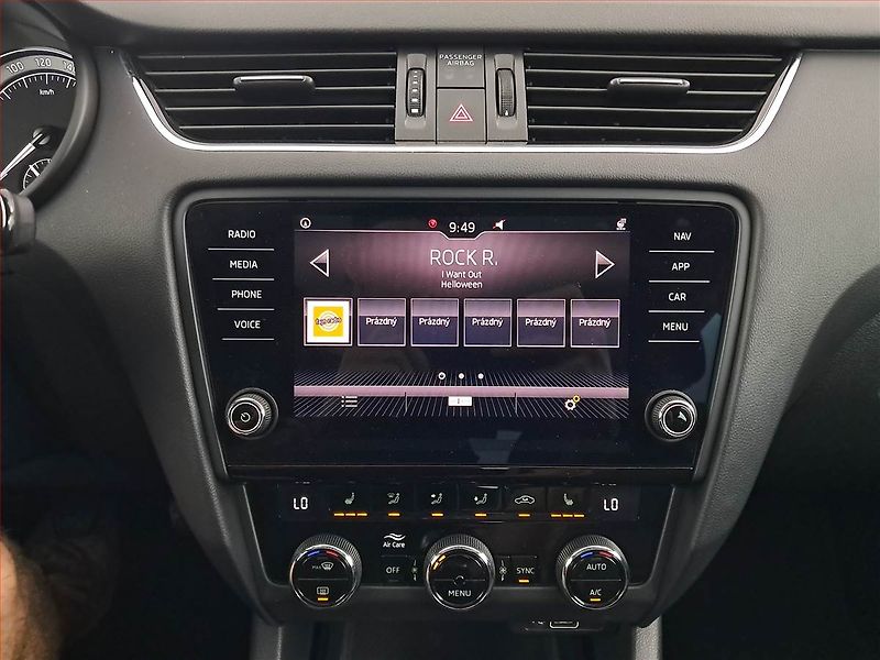 Škoda Octavia (2018) Style Plus 1.0 TSI, Serv.kniha - fotka 12 z 18