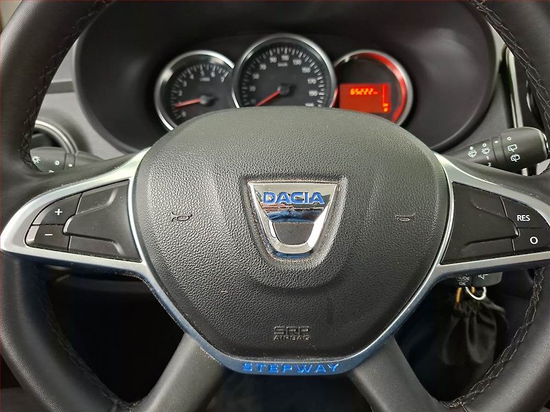 Dacia Lodgy (2019) 1.5 Blue dCi, 7 míst - fotka 16 z 17
