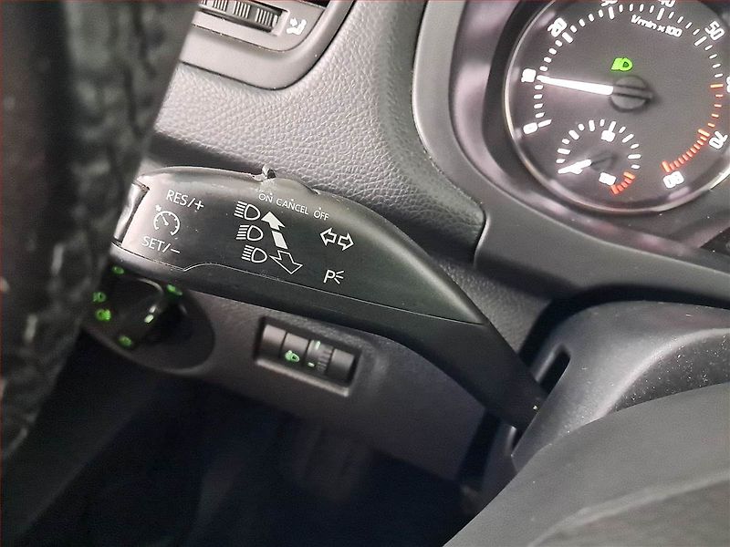 Škoda Fabia (2014) 1.2 TSI, Serv.kniha, Tempomat - fotka 17 z 18