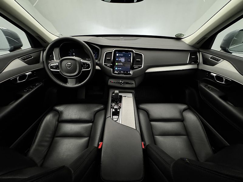 Volvo XC90 B5 AWD PLUS BRIGHT AUT CZ - fotka 2 z 53