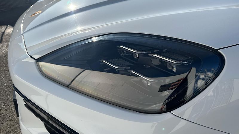 Porsche Cayenne Turbo E-Hybrid - fotka 13 z 29