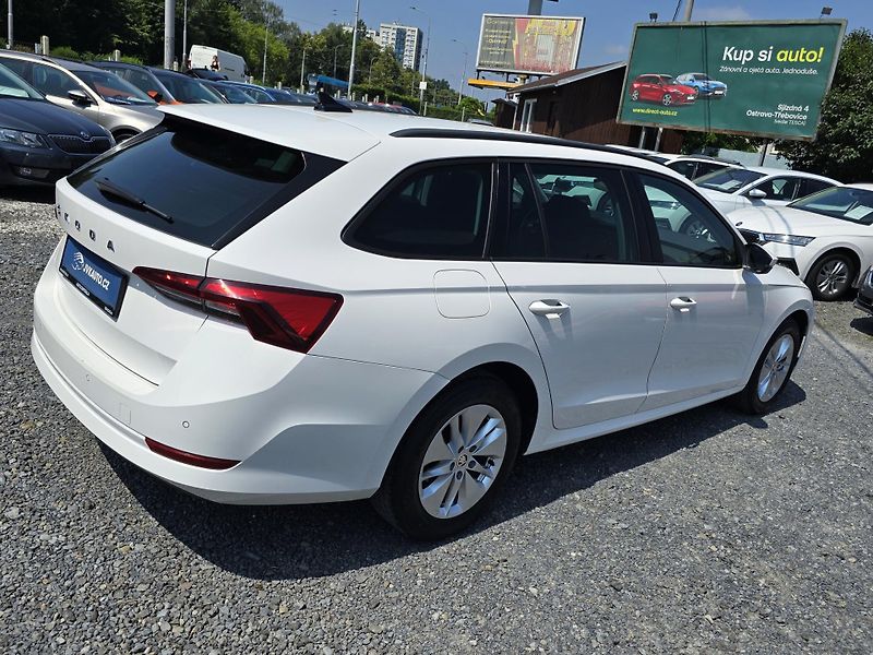 Škoda Octavia 2.0TDI 85KW AMBI+ NEHAVAR ČR - fotka 5 z 37