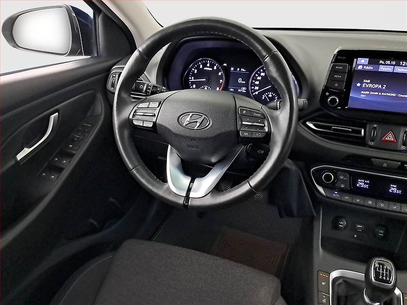 Hyundai i30 (2022) 1.5 T-GDI MHEV, Serv.kniha - fotka 7 z 17