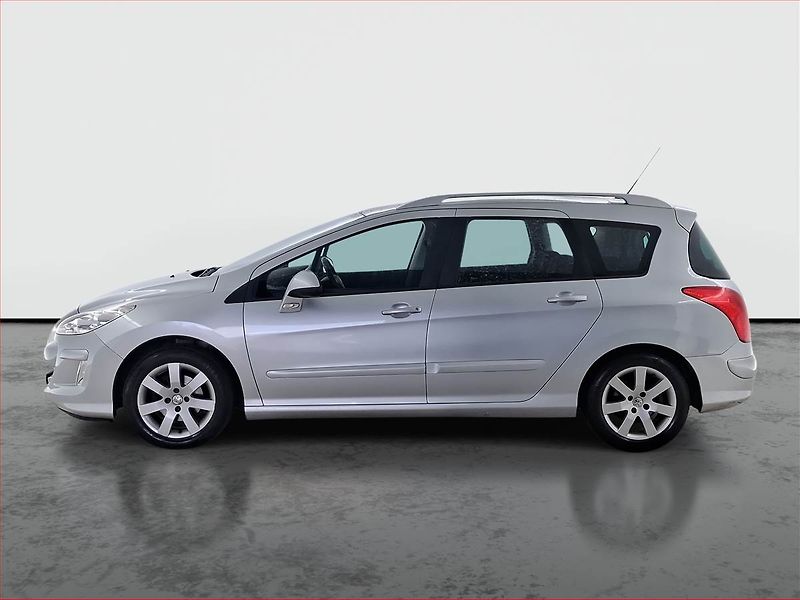 Peugeot 308 (2009) 1.6 HDi, po STK, Tažné - fotka 3 z 22