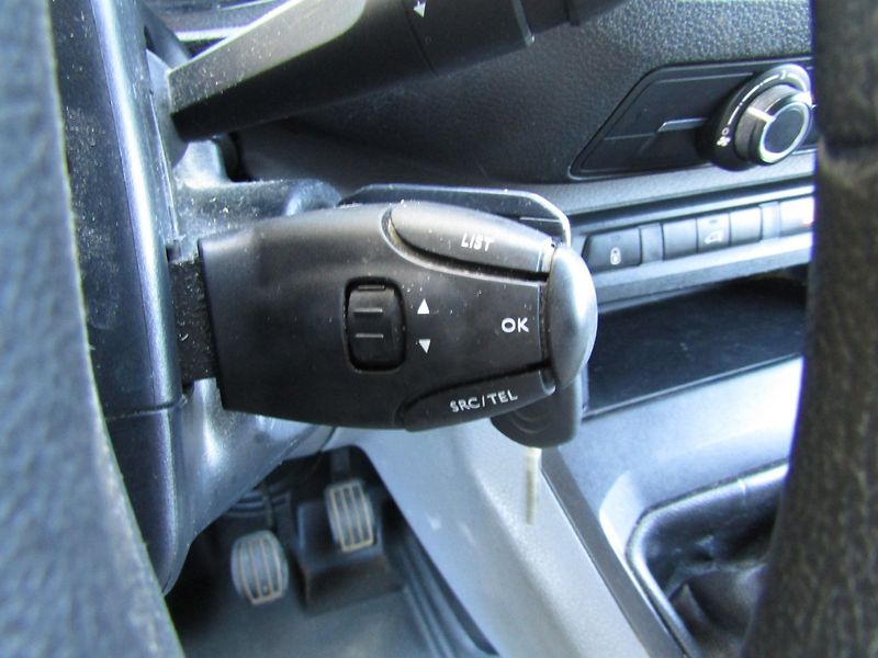 Citroën Jumpy (2017) 1.6 HDI 70kW  SUPER STAV - fotka 27 z 33