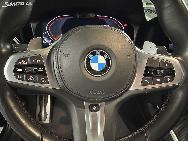BMW Řada 3 330XD M-Sport 195kW - fotka 19 z 37