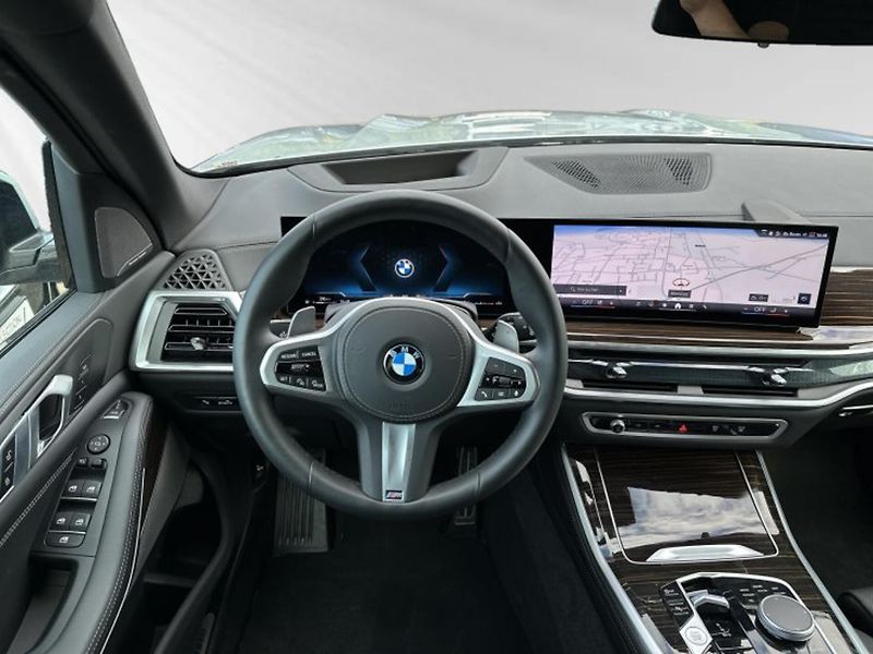 BMW X5 xDrive40i M-Sport NezTop Pano - fotka 9 z 12
