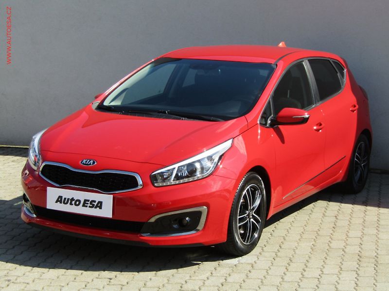 Kia Ceed (2018) 1.4i - fotka 3 z 3