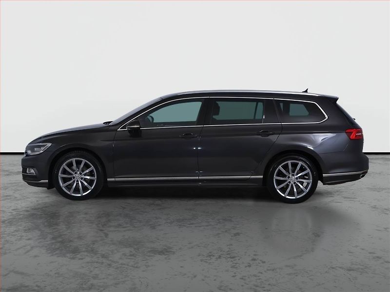 Volkswagen Passat (2019) R-Line 2.0 TDI, 4X4, Automat - fotka 3 z 26