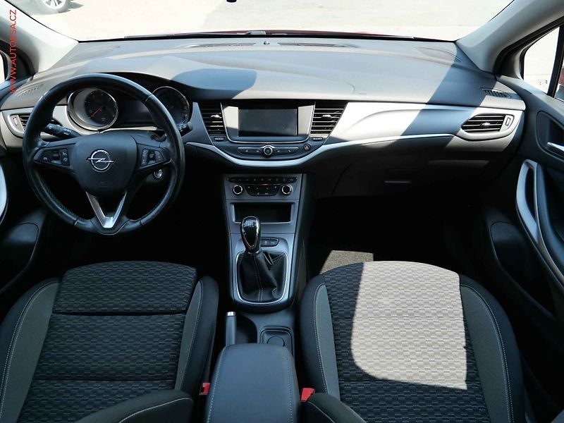 Opel Astra (2022) 1.5 CDTi, 1.maj,ČR, Edition - fotka 8 z 18