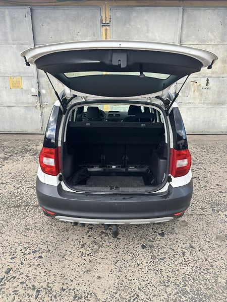Škoda Yeti Škoda Yeti 2.0 TDI 81kW  - fotka 8 z 13